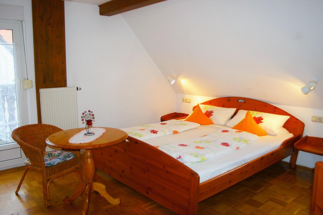 Gasthaus Zur Krone Windelsbach Екстериор снимка